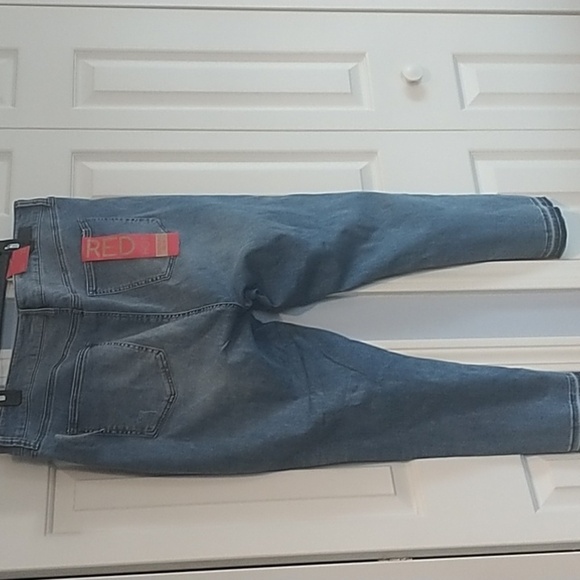 Forever 21 Celebrity Pink Skinny Distressed Raw Hem Ankle Jeans sz plus 22 - Picture 9 of 15
